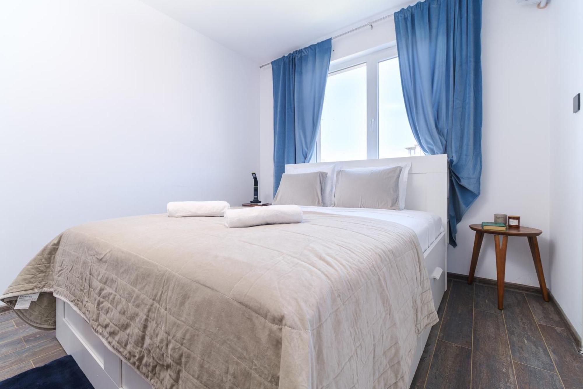 Serene Luxe Oasis Retreat On The Outskirts 플로브디프 외부 사진